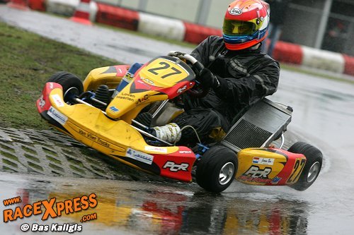 Jeroen Bos heer en meester in de regen